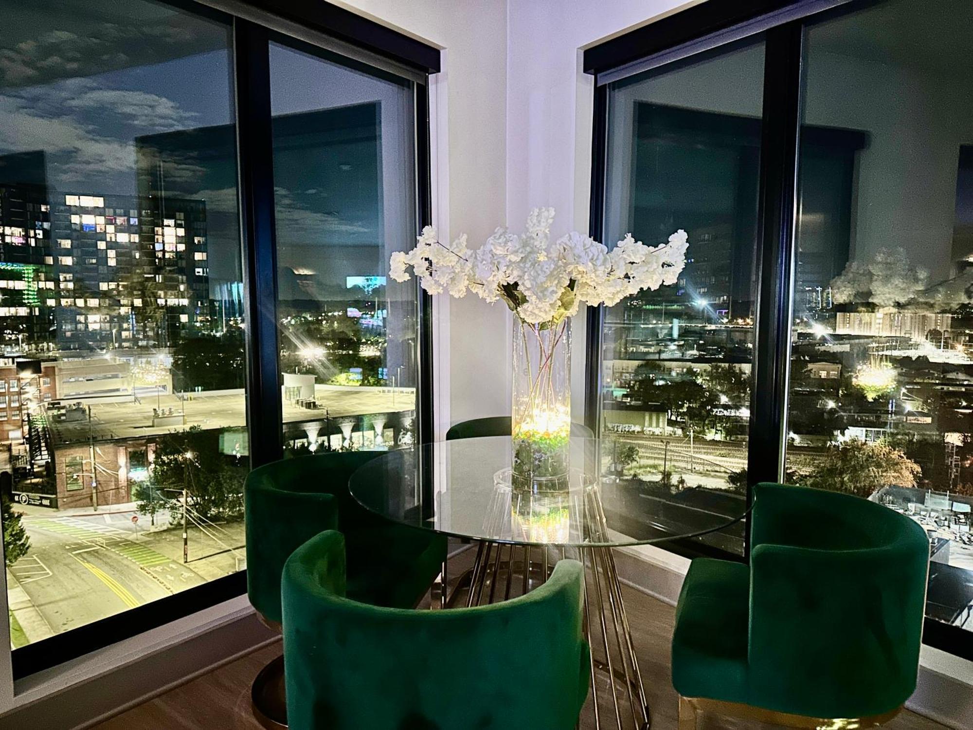 Modern Luxury At The Interlock Apartment Atlanta Bagian luar foto