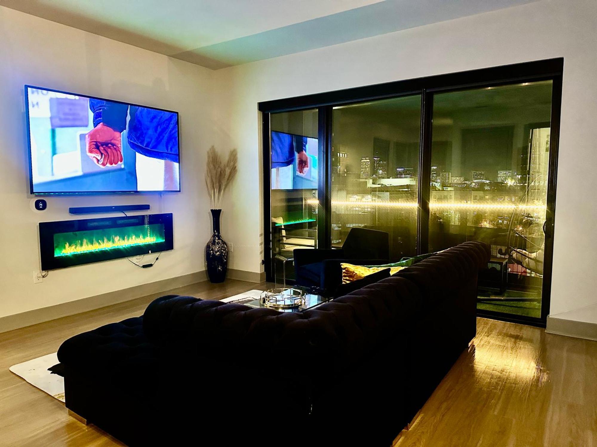 Modern Luxury At The Interlock Apartment Atlanta Bagian luar foto