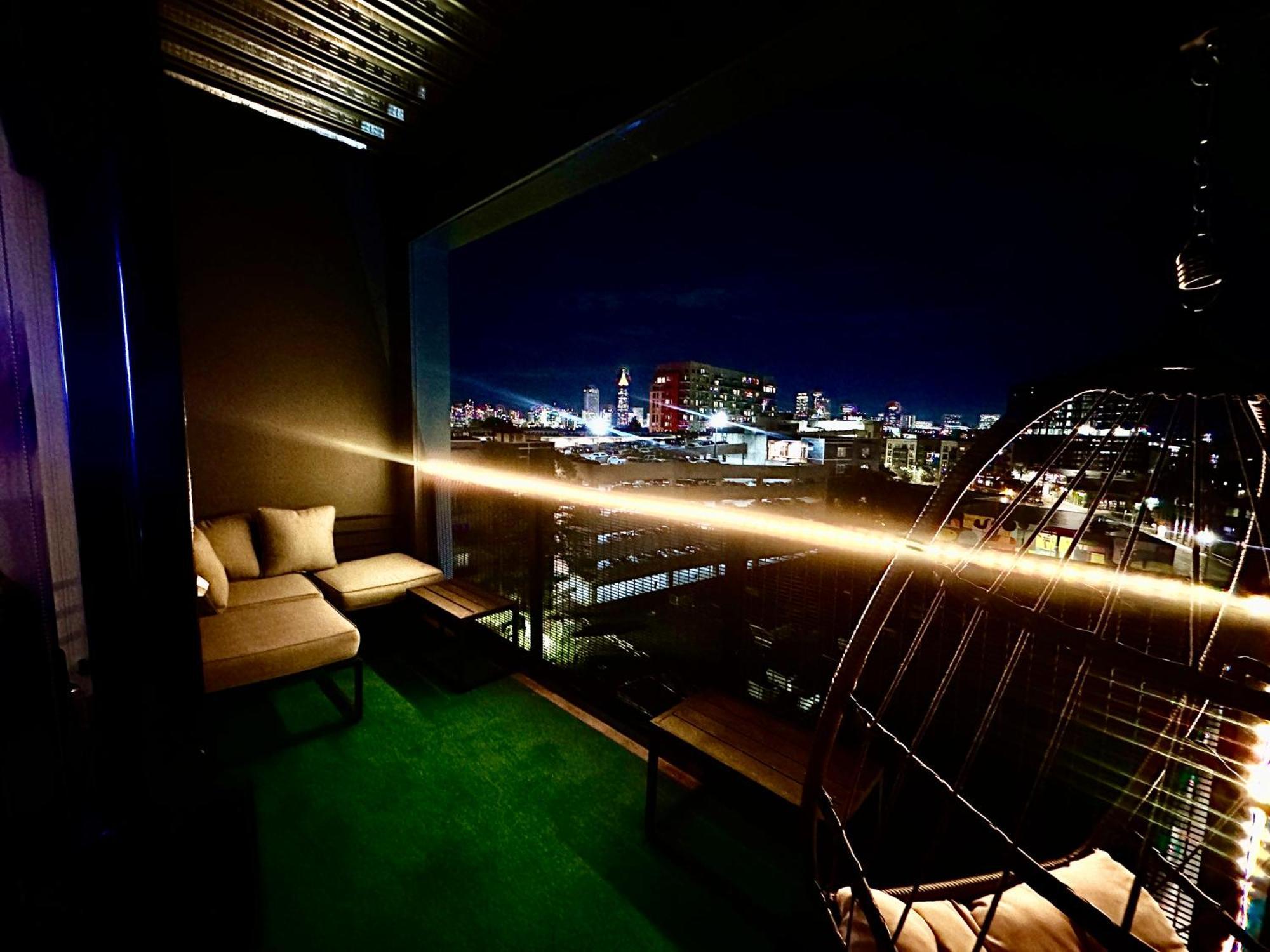 Modern Luxury At The Interlock Apartment Atlanta Bagian luar foto