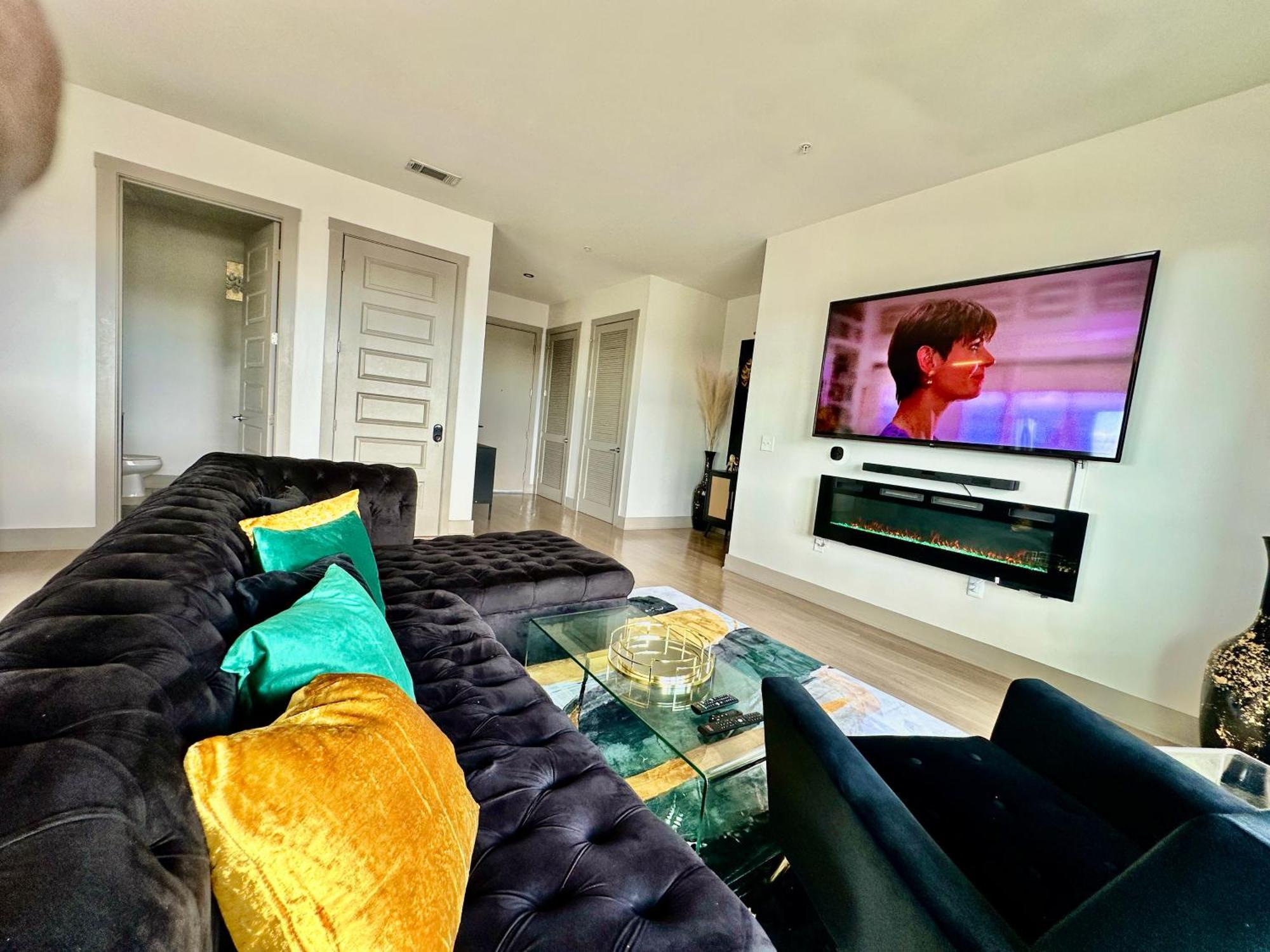Modern Luxury At The Interlock Apartment Atlanta Bagian luar foto