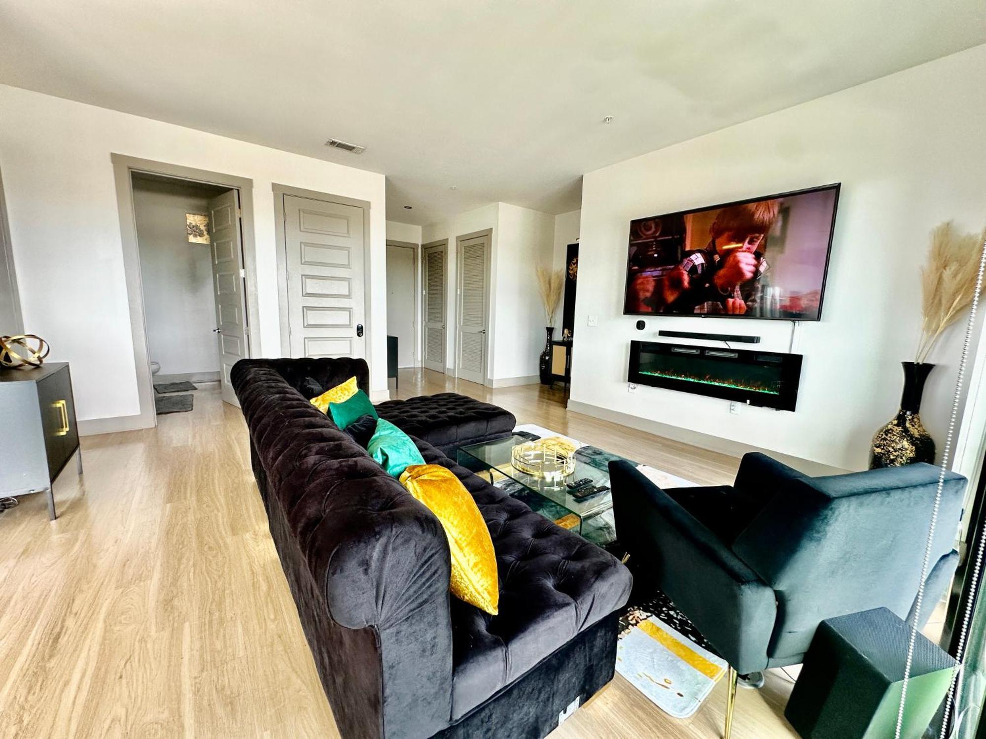 Modern Luxury At The Interlock Apartment Atlanta Bagian luar foto