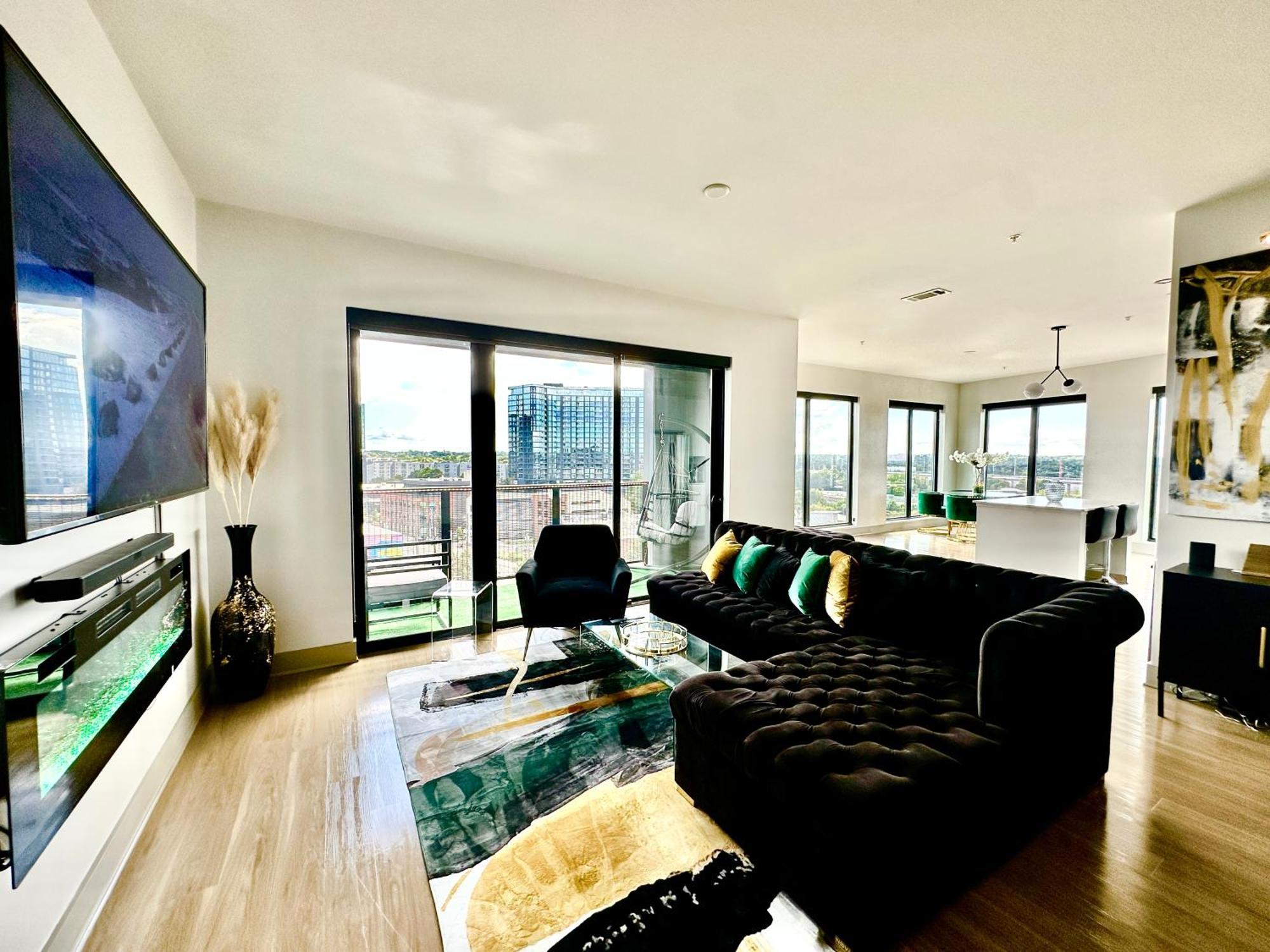 Modern Luxury At The Interlock Apartment Atlanta Bagian luar foto