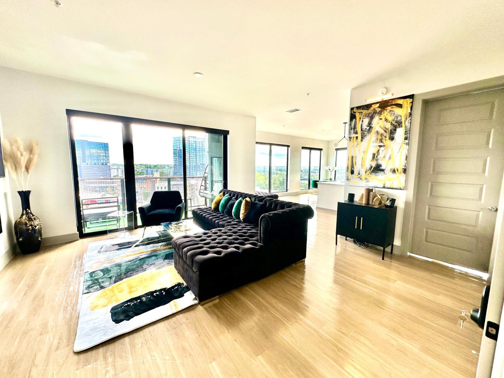Modern Luxury At The Interlock Apartment Atlanta Bagian luar foto