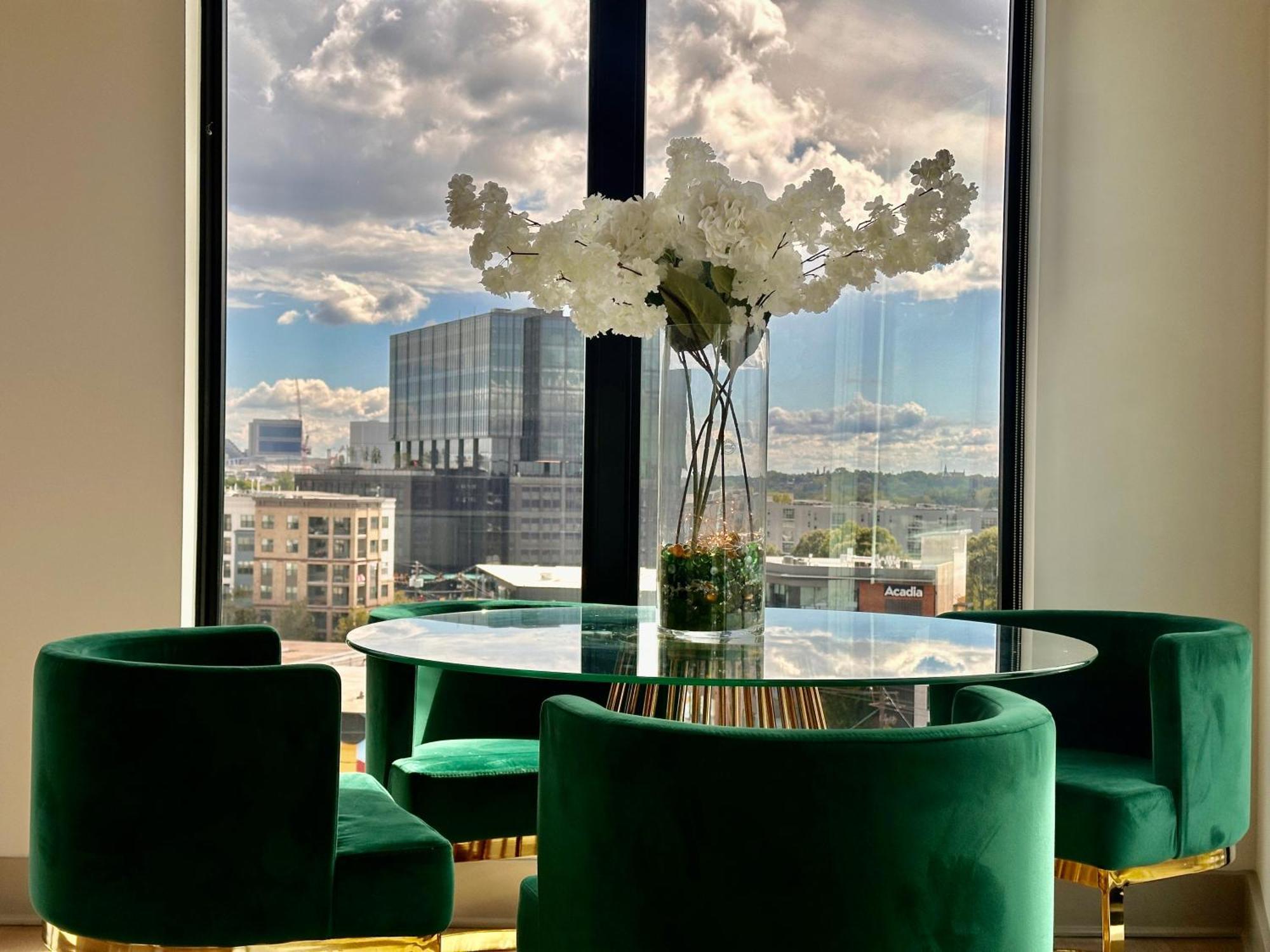 Modern Luxury At The Interlock Apartment Atlanta Bagian luar foto